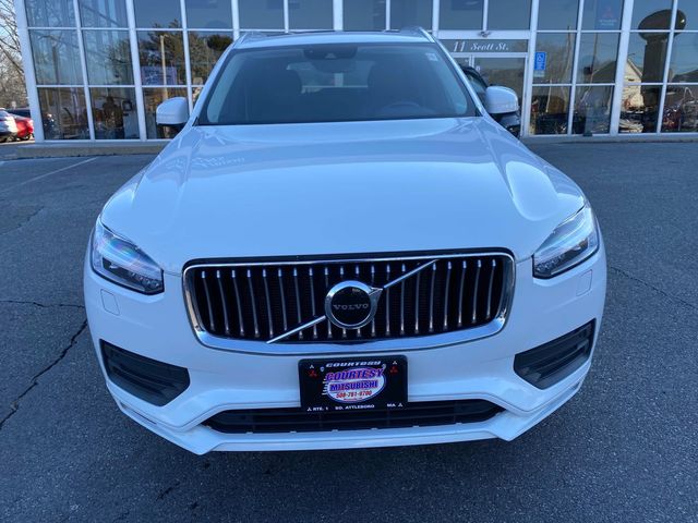 2022 Volvo XC90 Momentum