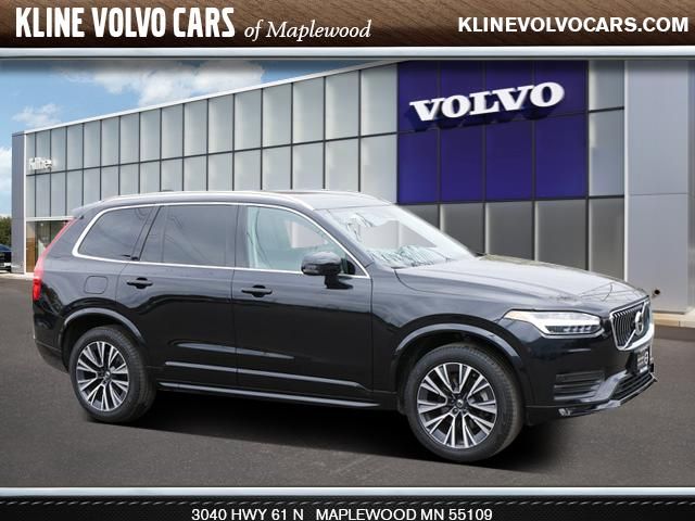 2022 Volvo XC90 Momentum