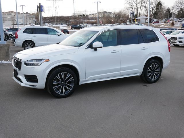 2022 Volvo XC90 Momentum