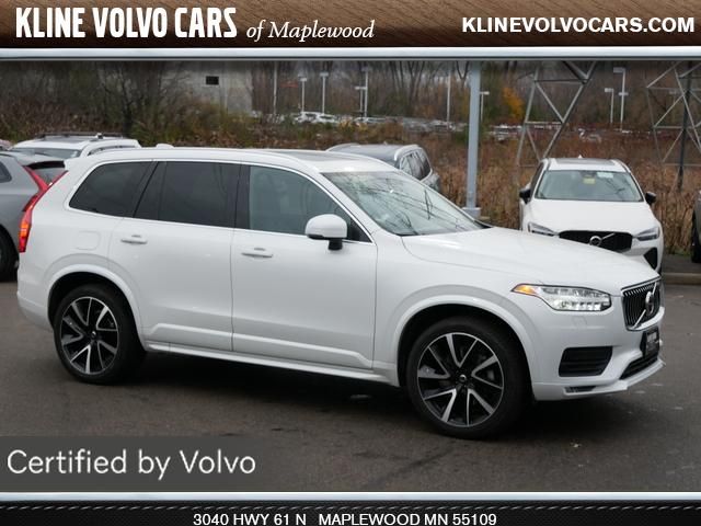 2022 Volvo XC90 Momentum