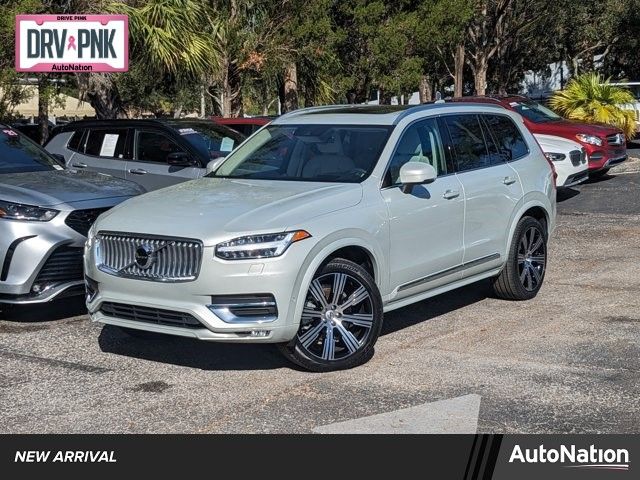 2022 Volvo XC90 Inscription