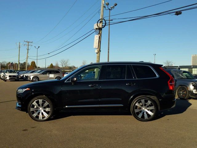 2022 Volvo XC90 Inscription