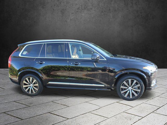 2022 Volvo XC90 Inscription