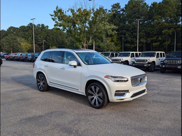 2022 Volvo XC90 Inscription