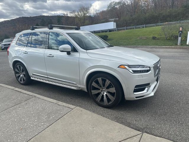 2022 Volvo XC90 Recharge Plug-In Hybrid Inscription