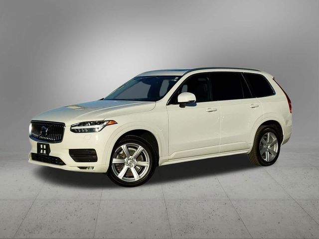 2022 Volvo XC90 Momentum