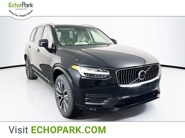 2022 Volvo XC90 Momentum