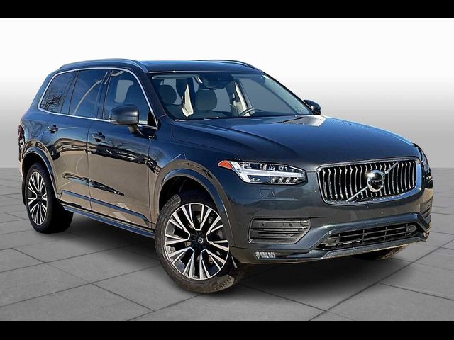 2022 Volvo XC90 Momentum