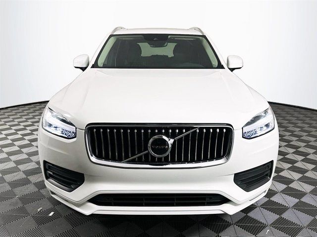 2022 Volvo XC90 Momentum