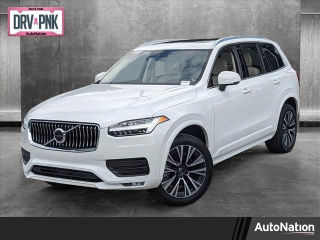 2022 Volvo XC90 Momentum