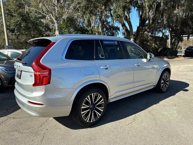 2022 Volvo XC90 Momentum