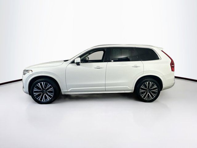 2022 Volvo XC90 Momentum