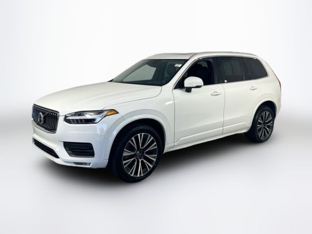 2022 Volvo XC90 Momentum