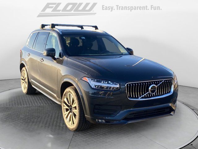 2022 Volvo XC90 Momentum