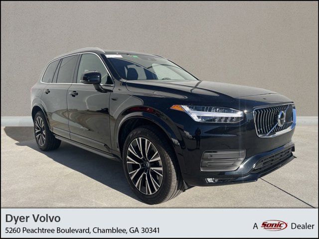 2022 Volvo XC90 Momentum