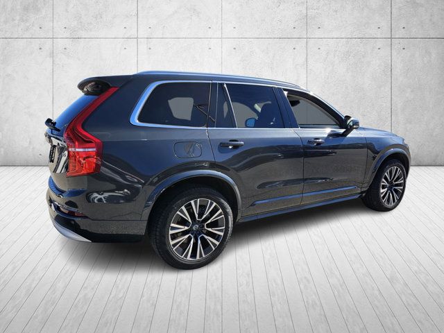 2022 Volvo XC90 Momentum