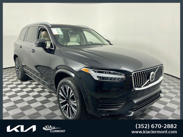 2022 Volvo XC90 Momentum