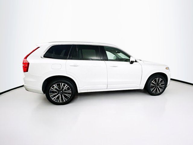 2022 Volvo XC90 Momentum