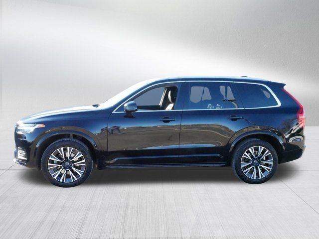 2022 Volvo XC90 Momentum