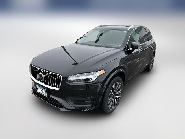 2022 Volvo XC90 Momentum