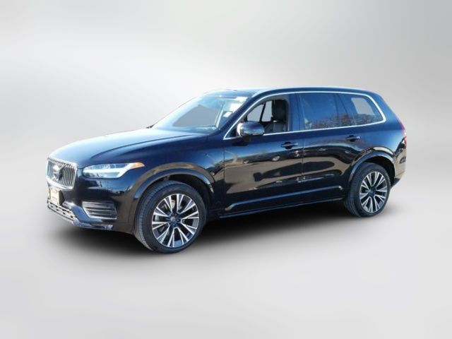 2022 Volvo XC90 Momentum