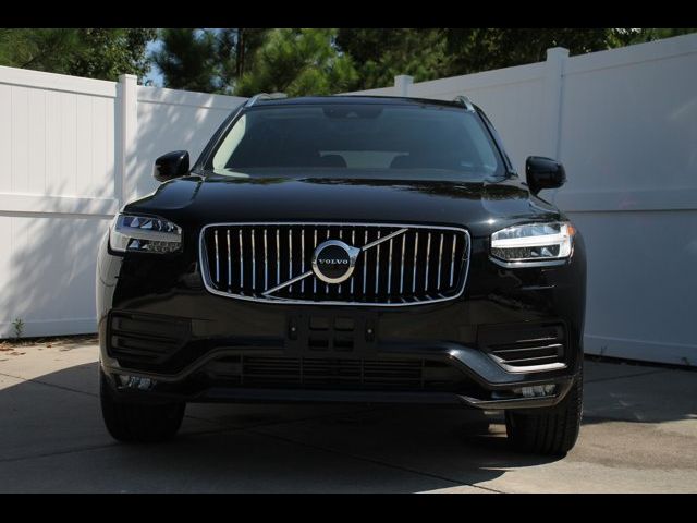 2022 Volvo XC90 Momentum