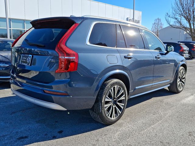 2022 Volvo XC90 Momentum