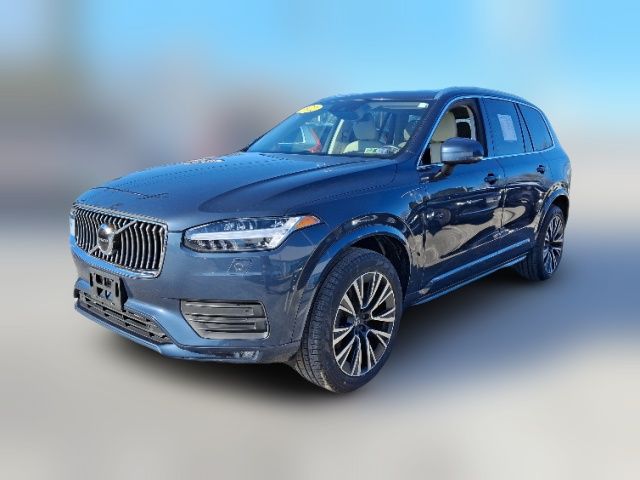 2022 Volvo XC90 Momentum