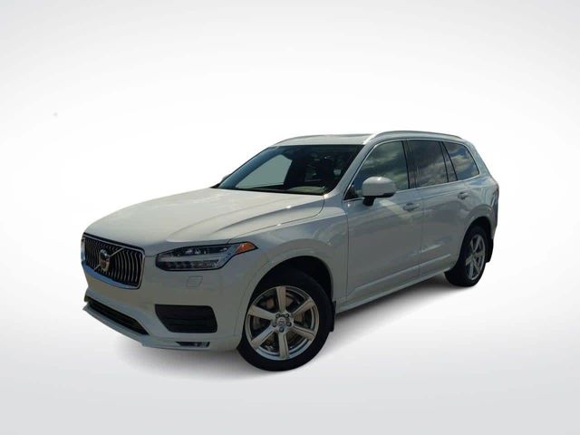 2022 Volvo XC90 Momentum