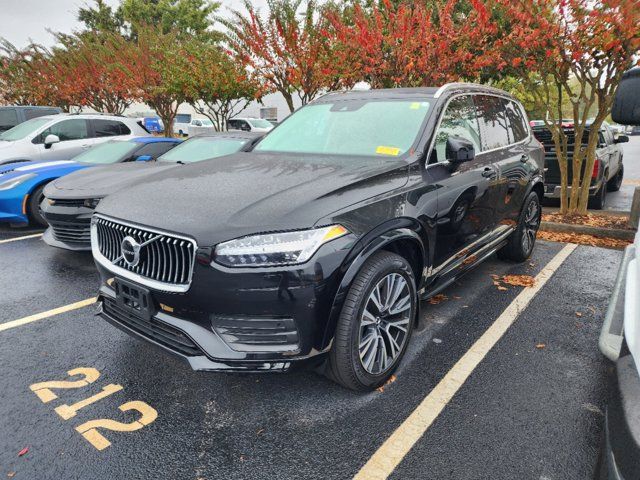 2022 Volvo XC90 Momentum