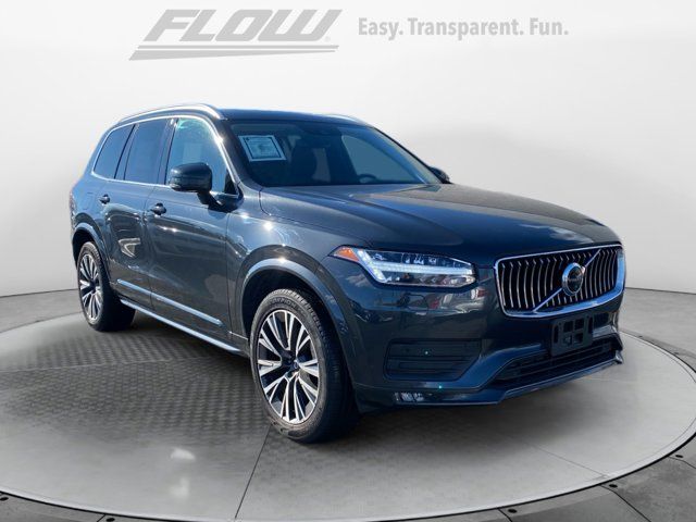 2022 Volvo XC90 Momentum