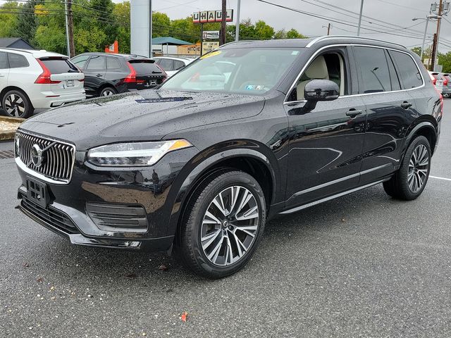 2022 Volvo XC90 Momentum