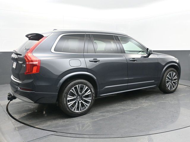 2022 Volvo XC90 Momentum