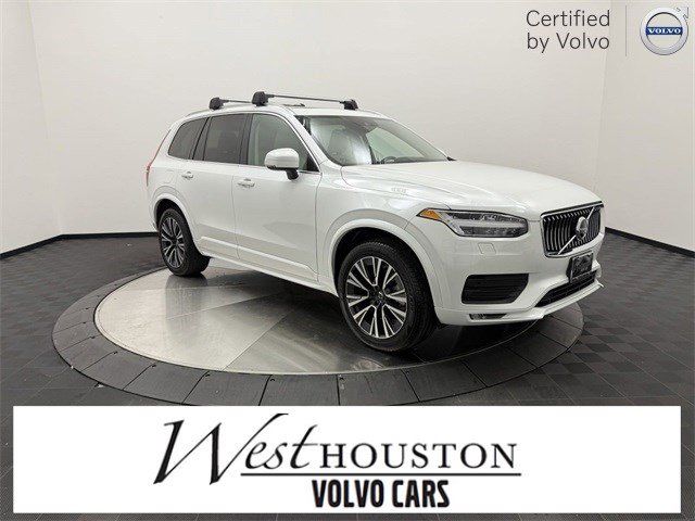 2022 Volvo XC90 Momentum