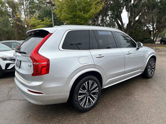 2022 Volvo XC90 Momentum