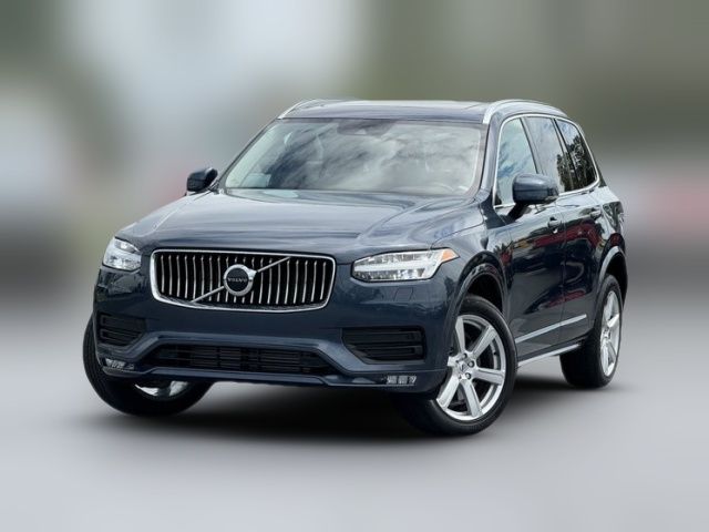 2022 Volvo XC90 Momentum