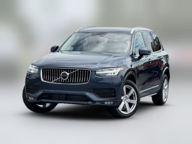 2022 Volvo XC90 Momentum