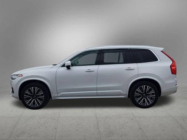 2022 Volvo XC90 Momentum