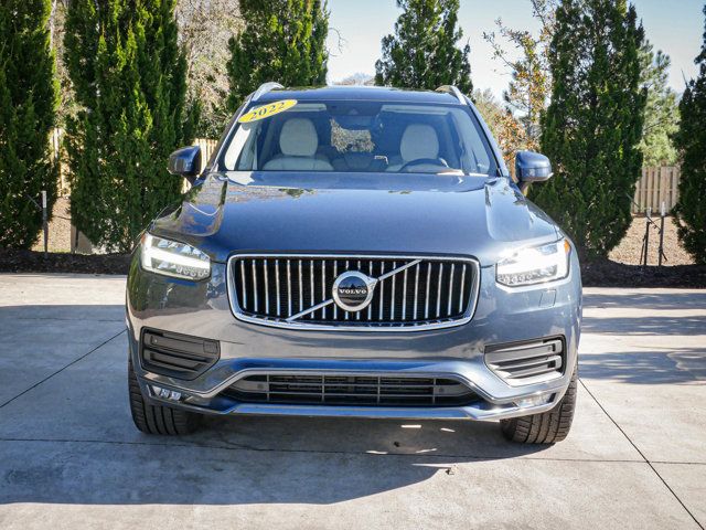 2022 Volvo XC90 Momentum