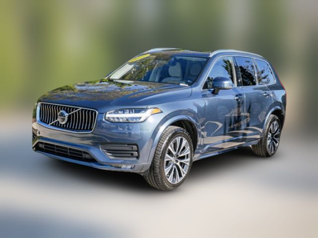 2022 Volvo XC90 Momentum