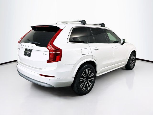 2022 Volvo XC90 Momentum