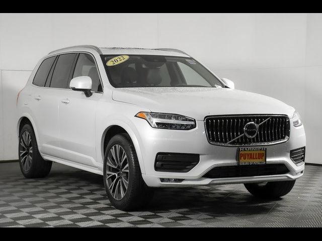 2022 Volvo XC90 Momentum