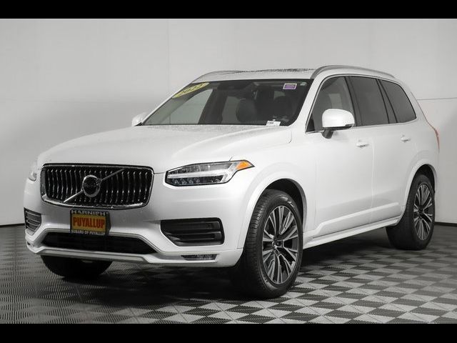 2022 Volvo XC90 Momentum