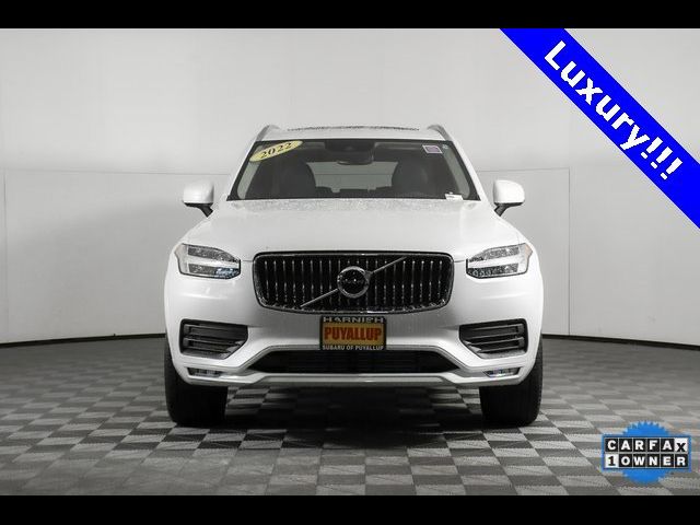 2022 Volvo XC90 Momentum