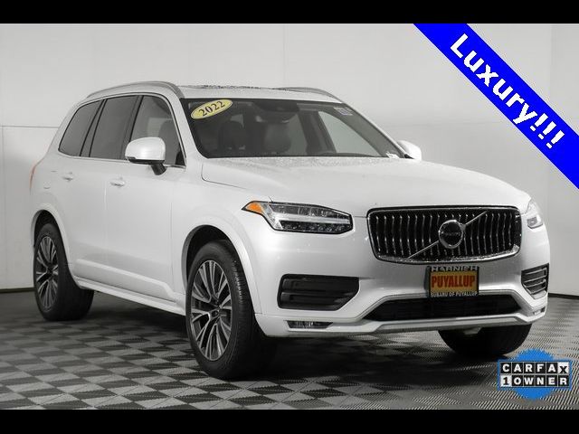 2022 Volvo XC90 Momentum