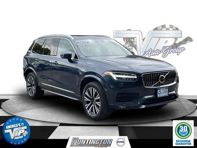 2022 Volvo XC90 Momentum