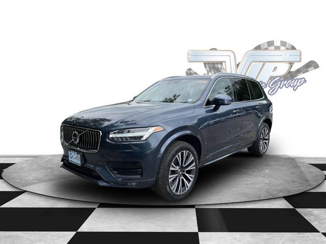 2022 Volvo XC90 Momentum