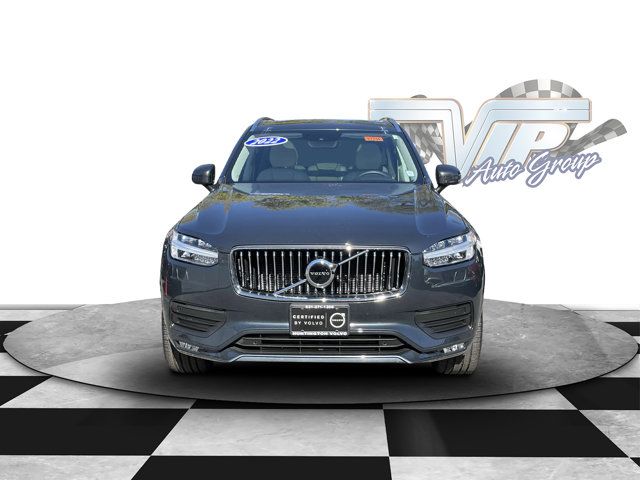 2022 Volvo XC90 Momentum