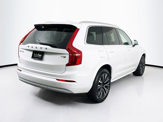 2022 Volvo XC90 Momentum