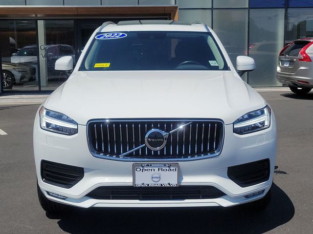 2022 Volvo XC90 Momentum